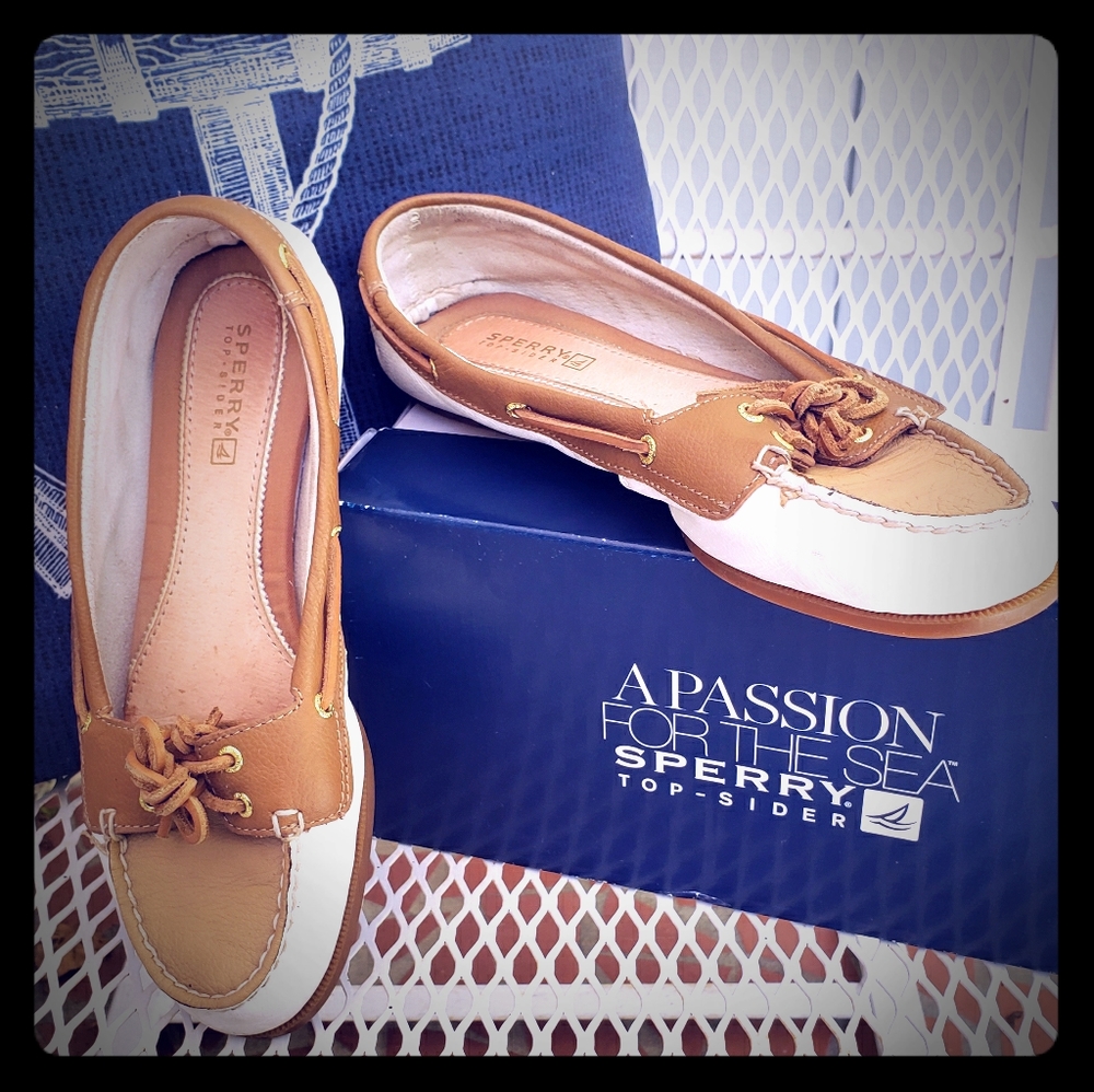 EUC Sperry Audrey Loafers Women's 7M Original Box